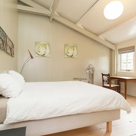 Luxurious Holiday Home Along The Dutch Coast With Jacuzzi Nyaraló Bergen